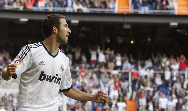 意甲焦点战，博洛尼亚主场3球完胜乌迪内斯，波贝加双响闪耀，贝尔纳代斯基锁定胜局