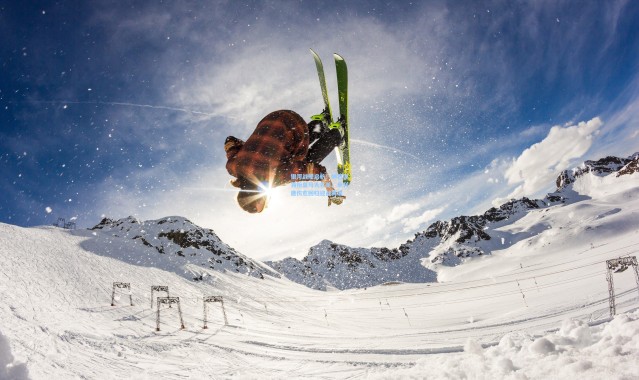 银河战舰启航！姆巴佩领衔皇马大名单，米利唐伤愈回归迎战黄潜